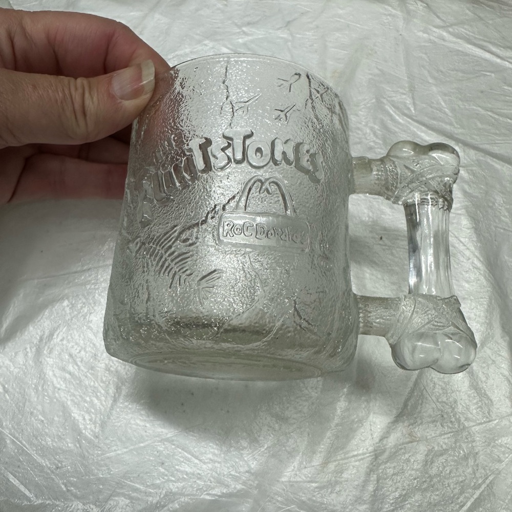 Vintage McDonalds "FLINSTONES" Clear Glass Coffee Mugs 1993 Set of 4 - Picture 5 of 15